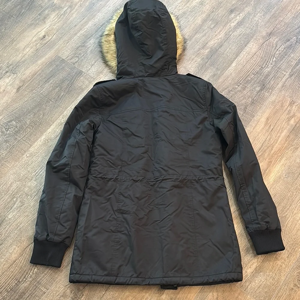 Levi's Women’s Size S Black Coat Jacket Sherpa Lining ands Faux Fur Trimmed Hood